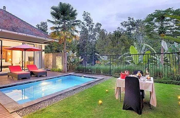 Nadira Bali & Munduk